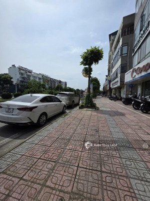 cho thuê mặt bằng tầng 3, mặt phố hồng tiến - bồ đề - long biên