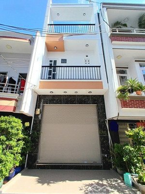 tốt - nhà mới tinh - đường xe tải 8m - khu vip - ngay trường học bình phú q.6