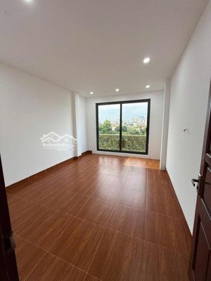 siêu phẩm mặt phố đẹp không tỳ vết - vỉa hè đá bóng - kinh doanh bấp chấp diện tích 41m giá 18ty