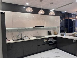 bán căn hộ 3pn, 2wc, 108m2 tại sunshine center. lh: 