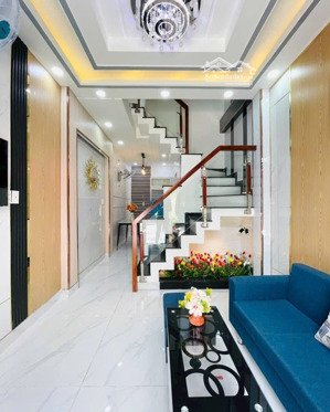 siêu phẩm nhà cho thuê nguyên căn 12.5tr/ tháng toạ lạc tại đ. nguyễn du, dĩ an bán với giá 1 tỷ580