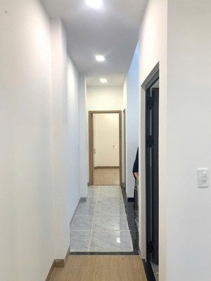 bán nhà mới đẹp hẻm 124 võ văn hát dt 53m2 1trệt 2lầu giá 5.55tỷ shr có hỗ trợ vay nh 