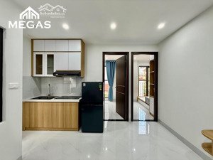 cho thuê 1 ngủ, 2 ngủ 1 khách ban công full nội thất ngay lạc long quân - tây hồ