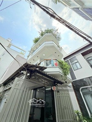 bán nhà phú nhuận khu vip huỳnh văn bánh phường 11 60m2 4 tầng chỉ 8.2 tỷ