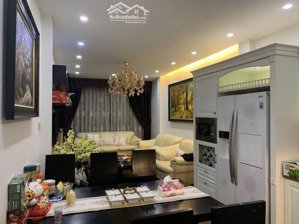 phân lô ô tô tránh trần quang diệu hoàng cầu 43m2, 4t, vỉa hè 2 thoáng sát mặt phố 16.5 tỷ