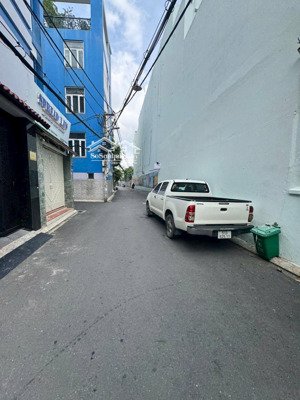 bán nhà thích quảng đức nguyễn kiệm, p.đức nhuận, q.phú nhuận | 50m (4.5 x 11m) | 5 tầng | 5pn