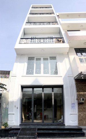 căn hộ phạm hùng/parc mall quận 8, 20m2 full nội thất, 2.9 triệu/tháng 