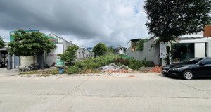 mua ngay đất mỹ phước 3,bến cát- cách cổng kcn 200m giá chỉ 1tỷ090/300m2 full thổ cư giá ngộp