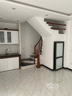 bán nhà tổ 3 yên nghĩa. giá 5.45 tỷ: lh 