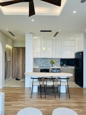 căn hộ chung cư cao cấp vip nhất của ecopark toà landmark, 3 p ngủ 2 vệ sinh, giá bán chỉ với 9tỷ3