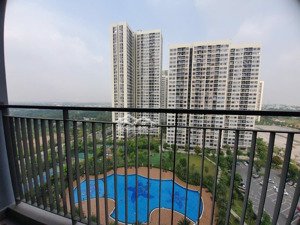 cho thuê căn 3pn bếp rèm vinhomes grand park chỉ 8,5 triệu/tháng