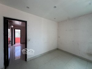 gấp bán nhà siêu hiếm giảm liền chỉ 10.6 tỷ phố nguyễn khoái 54m 4 tầng mặt tiền 6.7m hai bà trưng