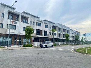 shophouse view công viên đối diện trục 61m kinh doanh sầm uất thiết kế độc bản cách tây hồ 12km