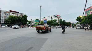 mặt đường trần nhân tông (ngay ngã 6 quán trữ) - 130m2 - ngang 4m - 3 tầng - giá 12,5 tỷ