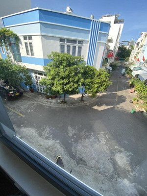 hạ giá bán nhanh nhà 1 trệt 2 lầu tdc vcn phước hải giá tốt