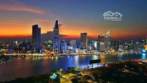 bán gấp 3pn giá rẻ nhất thị trường 25,5 tỷ all in, view sông pháo hoa quận 1, suất nội bộ spa