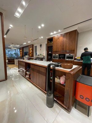 bán gấp nhà trần duy hưng dt 55mx5t, mt 4m, ngõ 3m kinh doanh,ngay sát bigc thăng long, giá 12,5 tỷ