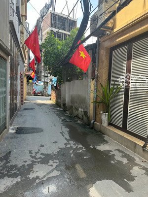 phú thượng - dtsd 45m - 5 tầng - ô tô đỗ cổng - full nội thất - gần sun group - kv đang pt mạnh