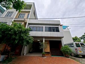 BÁN NHÀ ĐẤT XUÂN ĐỈNH- KHU PHÂN LÔ, DT: 120m2, MẶT TIỀN KHỦNG 7.2m, GIÁ: 28.5 tỷ