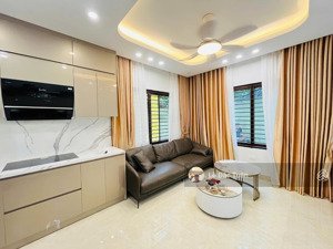 bán nhà mặt phố kim giang, sát thanh xuân 45m2 5 tầng kinh doanh vỉa hè rộng nhỉnh 18 tỷ