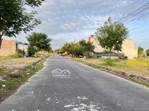 bán lô góc khu đô thị số 9 sát chợ đầu mối điện ngọc