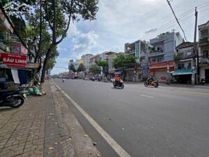 cho thuê nhà góc 2 mặt tiền đường trần văn hoài, 1 trệt 2 lầu giá thuê 28 triệu/ tháng