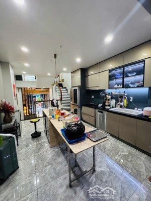 bán nhà xe hơi 8m lê cơ, kinh dương vương, bình tân, (4m x19m) 4 tầng chỉ 7.5 tỷ