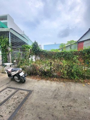 đất đẹp hẻm 189 nguyễn thị minh khai- phú hòa - thủ dầu 1 gần trường th phú hòa, 100m2/900tr, shr