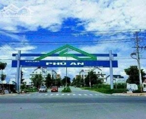 nhà 1 trệt lầu đường A5 kdc phú an, hướng đông bắc, giá bán 3 tỷ 250 triệu
