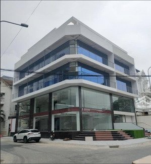 góc 2 mặt tiền võ thị sáu cần tiền bán gấp - dt: 10 x 18m - hđt: 200 tr - giá chỉ 50 tỷ tl