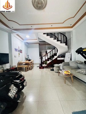 chủ giảm thêm 1tỷ còn 6tỷ nhỉnh bán nhanh căn nhà rất đẹp đường số 4, p.trường thọ. hẻm xe hơi 7chỗ