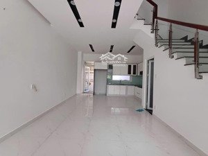cho thuê nhà phố kdc khang điền bình chánh đã bao phí quản lí