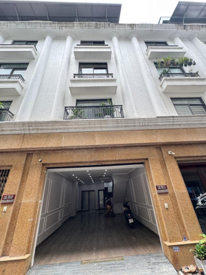 liền kề sát lô góc kinh doanh hoàn thiện đẹp vị trí vàng mỗ lao