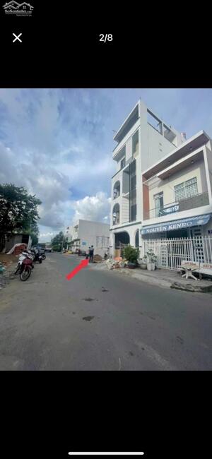 bán căn nhà 1 trệt 1 lầu hướng đông bắc giáp kdc đại ngân, giá bán 2 tỷ 700 triệu