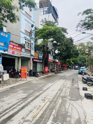 mặt phố vip quận cầu giấy - không quy hoạch - xây building - để ở - kinh doanh - vỉa hè rộng