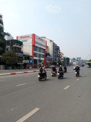 bán nhà mặt phố tại đường nghi tàm 250m2, giá 72.5 tỷ. tây hồ