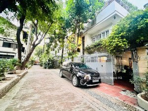 bán nhà cầu giấy, căn góc, ô tô tránh, phố víp, dt90m - mt9 - nhỉnh 30 tỷ, xây toà văn phòng đỉnh