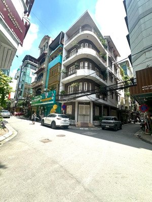 siêu hot. lô góc phố trung tâm đống đa. đất dòng tiền hiếm có khó tìm cho người đầu tư đây ạ