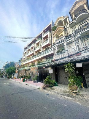 hàng nóng ngay khu tên lửa mặt tiền đường 15m xe tải tránh nhau kinh doanh đa ngành nhà 4 tầng