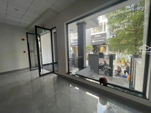 nhà phố nguyên căn mới xây nhà tk văn phòng, có thang máy, mới 100% giá: 55tr/th lh: 