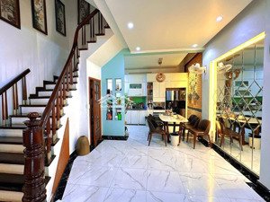 bán nhà 5 tầng mới - nhà đẹp lung linh - thiết kế hiện đại rất sang trọng, 47,2m - mặt tiền 4,84m