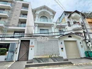 bán biệt thự đẹp đường nguyễn văn hưởng thảo điền quận 2. 12x18m dtcn 193m2 full ntcc giá chỉ 5xtỷ