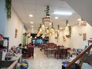 chính chủ cần bán mt kinh vip nhất, nhộn nhip ở trần quốc toản, dĩ an, ngang 6m. dt 141m2 hoàn công
