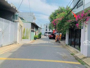 bán nhà đẹp ngay phạm văn đồng ngang lớn gần 6m 85m2 sát chợ thủ đức nhỉnh 5 tỷ