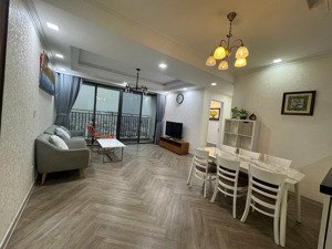 bán gấp căn rivierapoint 105m2 full nội thất giá tốt, 8,25 tỷ, tầng đẹp. lh: 