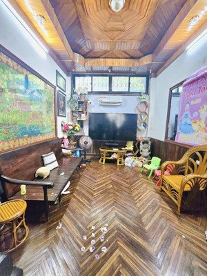 bán nhà mặt phố vạn phúc , ba đình -giá 34,5tỷ, 55m- 5 tầng- mt 4,88m