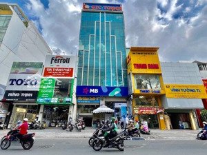 siêu phẩm tòa nhà mt tô hiến thành, q10 - 10x20m, cn 200m2 - hầm 7 tầng - hđt 300 triệu - giá 65 tỷ