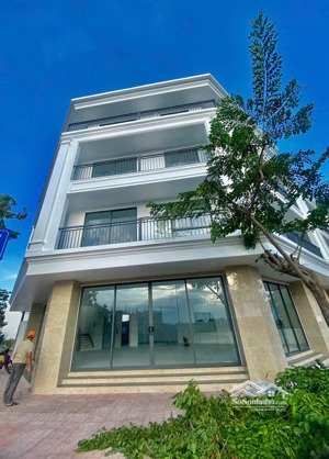 cho thuê nhà lô góc đường lớn hà quang 2 phước hải nha trang giá 110 triệu