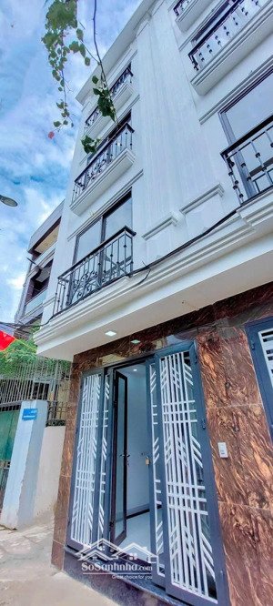 cần bán nhà riêng tại an khánh căn góc 4 tầng ngõ thông đẹp, oto đỗ gần