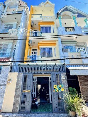 hẻm to như mặt tiền - sát khu tên lửa, kd đa ngành nghề - nhà đẹp 4 tầng, 4x18m, chỉ 7 tỷ hơn